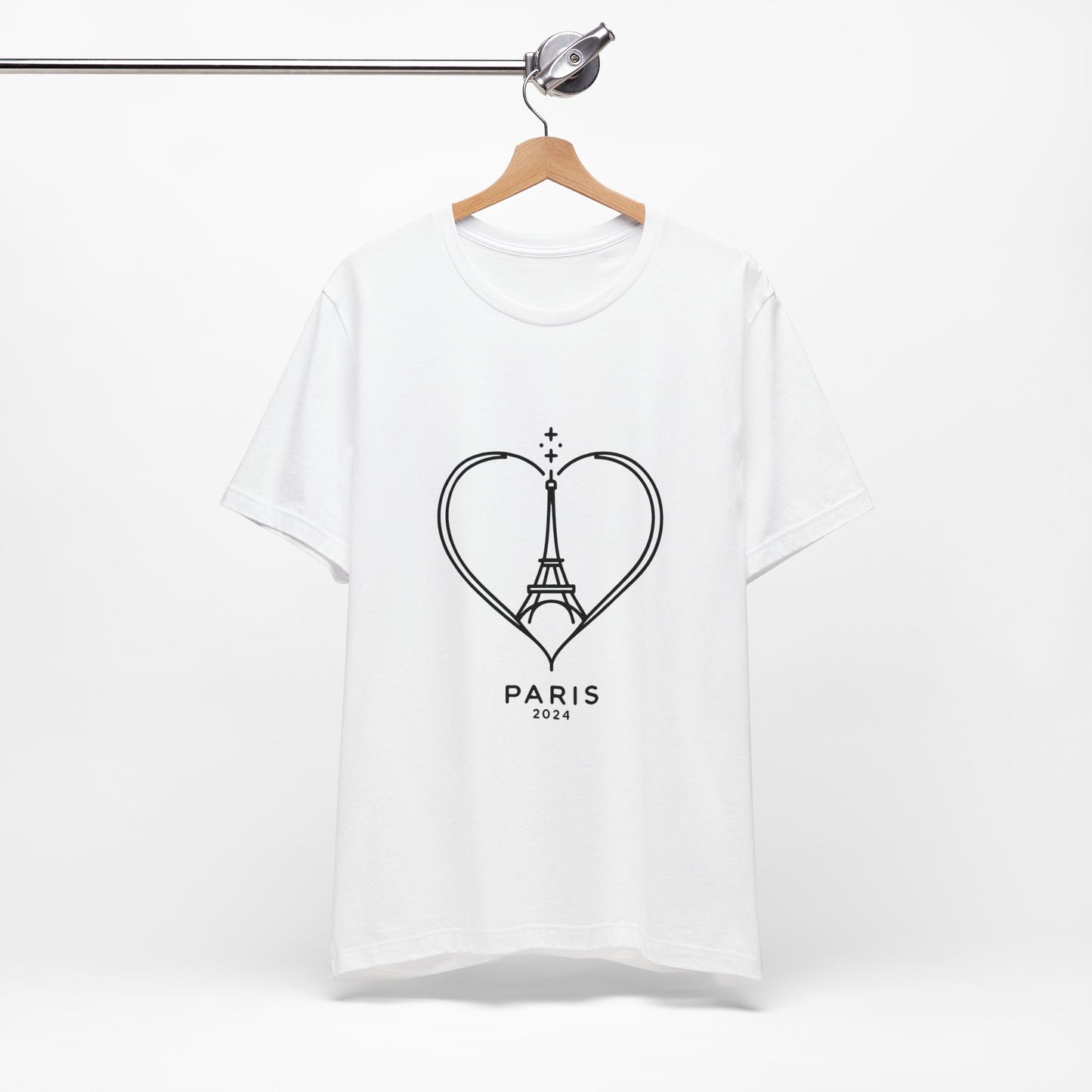 Women T-shirt with heart and Eiffel Tower Design